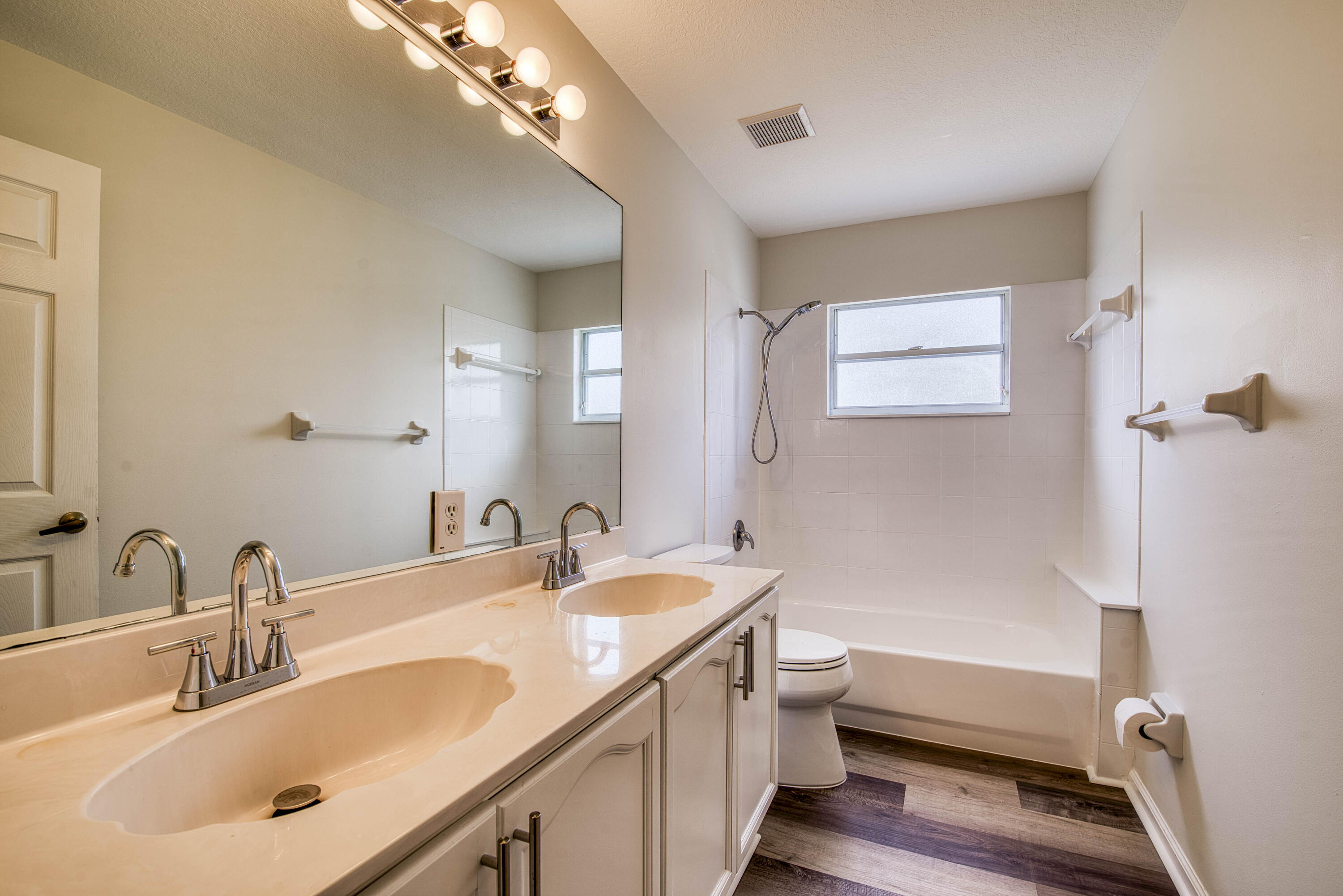 The Acreage - Residential