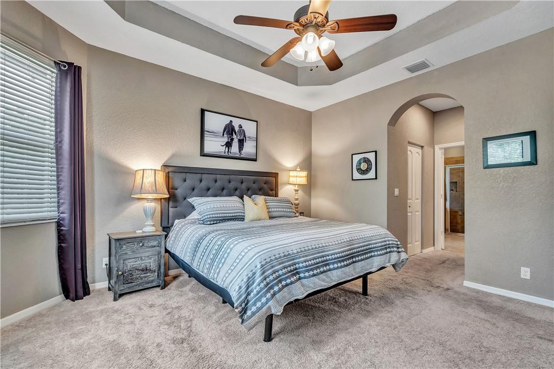 Vista Lago - Residential