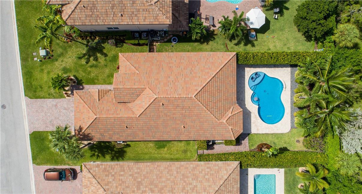 Vista Lago - Residential