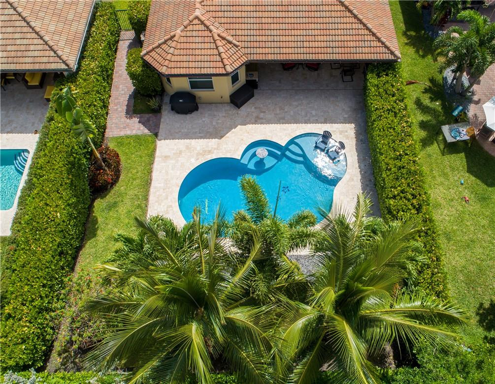 Vista Lago - Residential