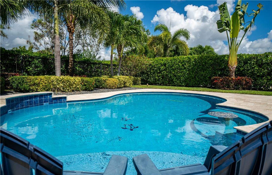 Vista Lago - Residential
