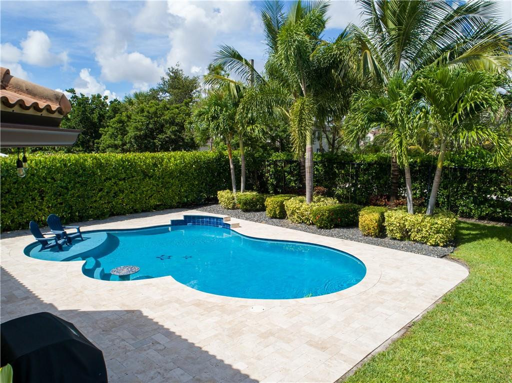 Vista Lago - Residential