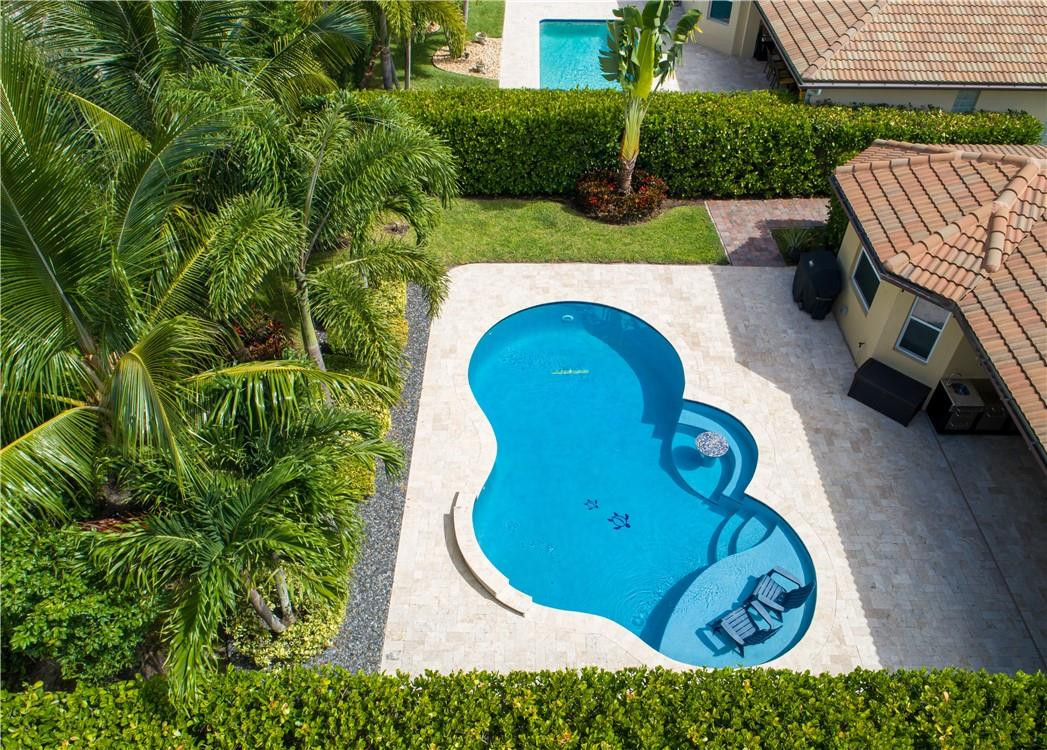 Vista Lago - Residential
