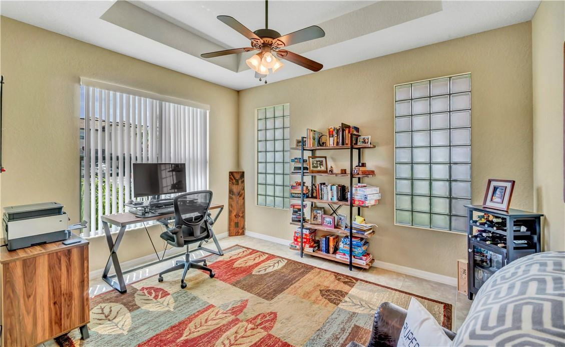 Vista Lago - Residential