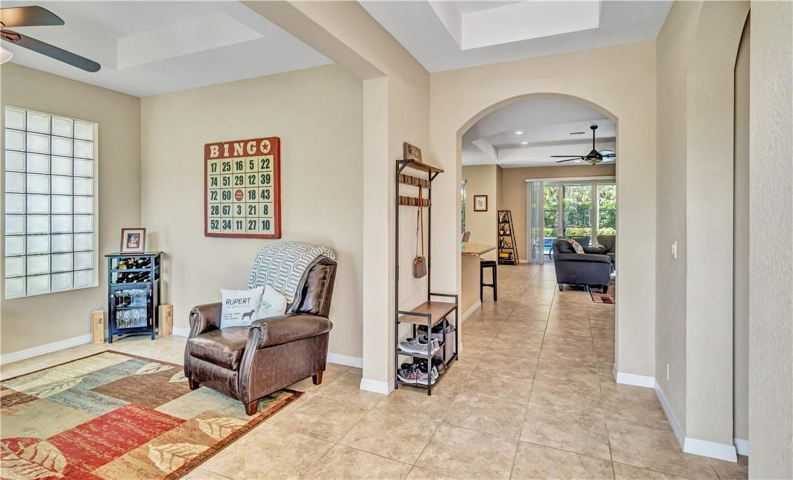 Vista Lago - Residential