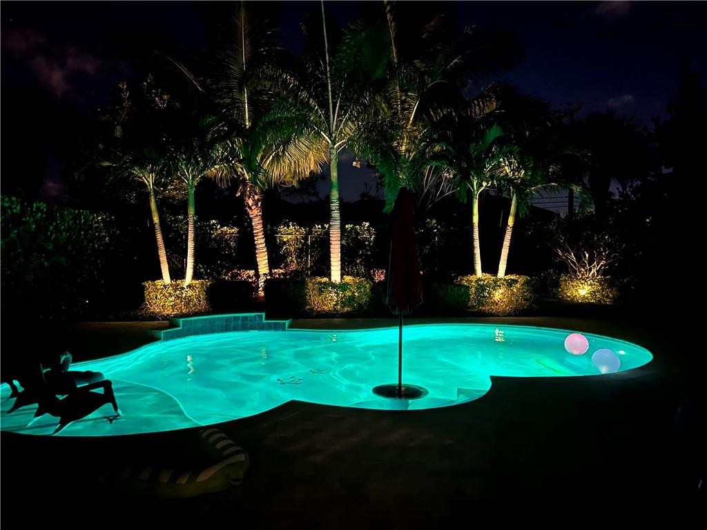 Vista Lago - Residential