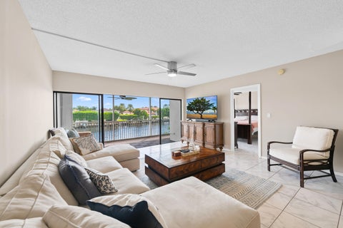 Tiny photo for 390 N FEDERAL Highway #202, Deerfield Beach, FL 33441 (MLS # B26079526)