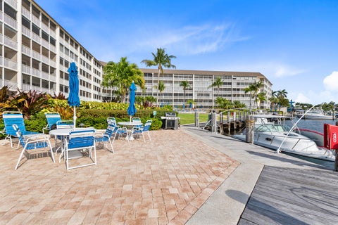 Tiny photo for 390 N FEDERAL Highway #202, Deerfield Beach, FL 33441 (MLS # B26079526)