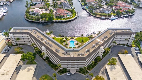 Tiny photo for 390 N FEDERAL Highway #202, Deerfield Beach, FL 33441 (MLS # B26079526)