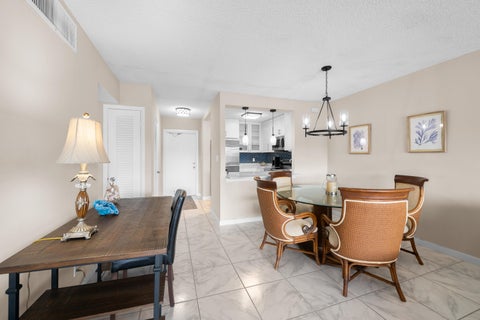 Tiny photo for 390 N FEDERAL Highway #202, Deerfield Beach, FL 33441 (MLS # B26079526)