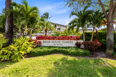 Tiny photo for 390 N FEDERAL Highway #202, Deerfield Beach, FL 33441 (MLS # B26079526)