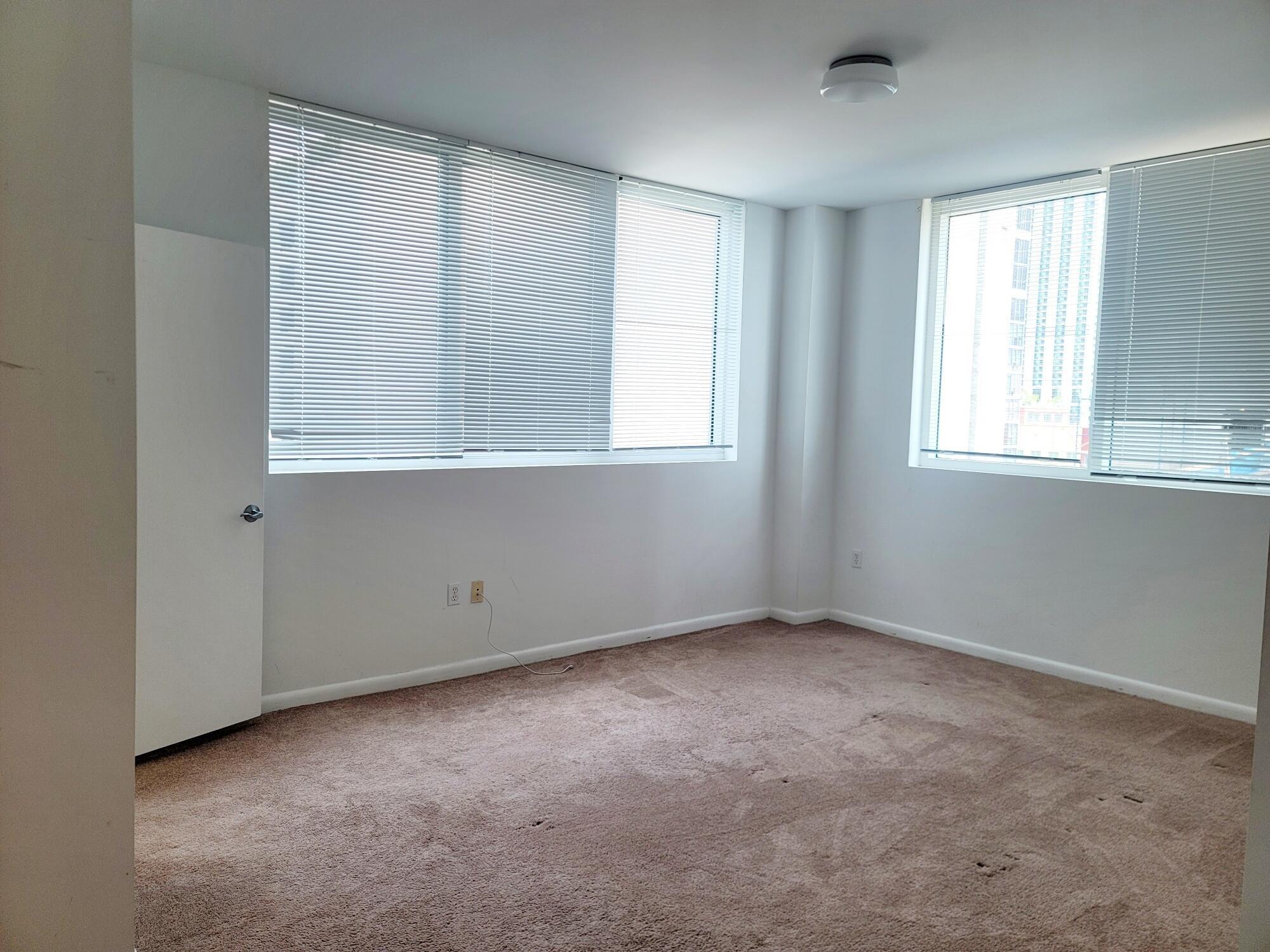 VIZCAYNE NORTH CONDO - Residential Lease