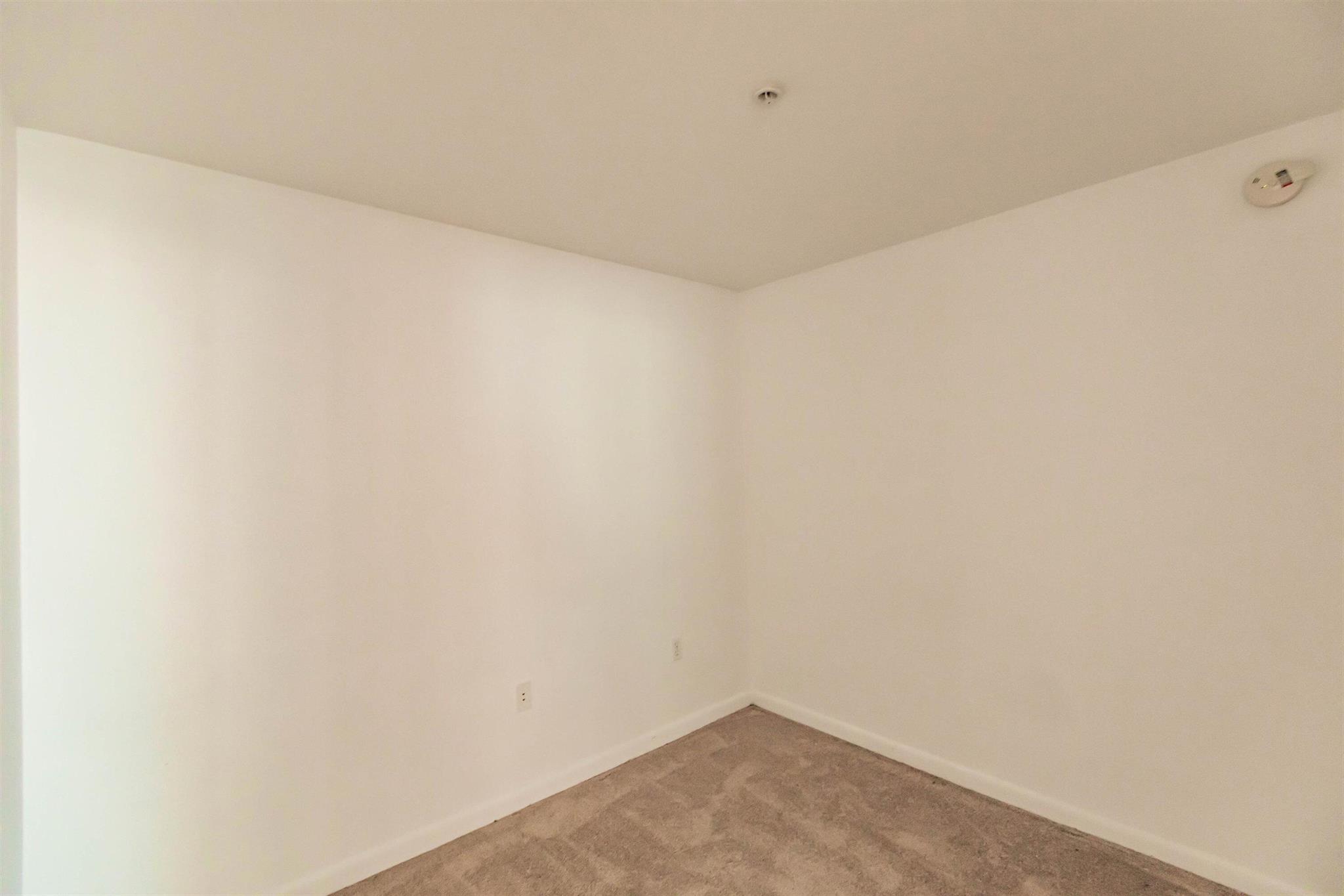 VIZCAYNE NORTH CONDO - Residential Lease