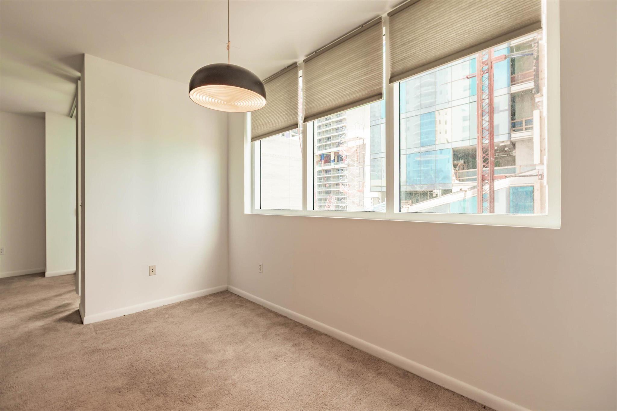 VIZCAYNE NORTH CONDO - Residential Lease