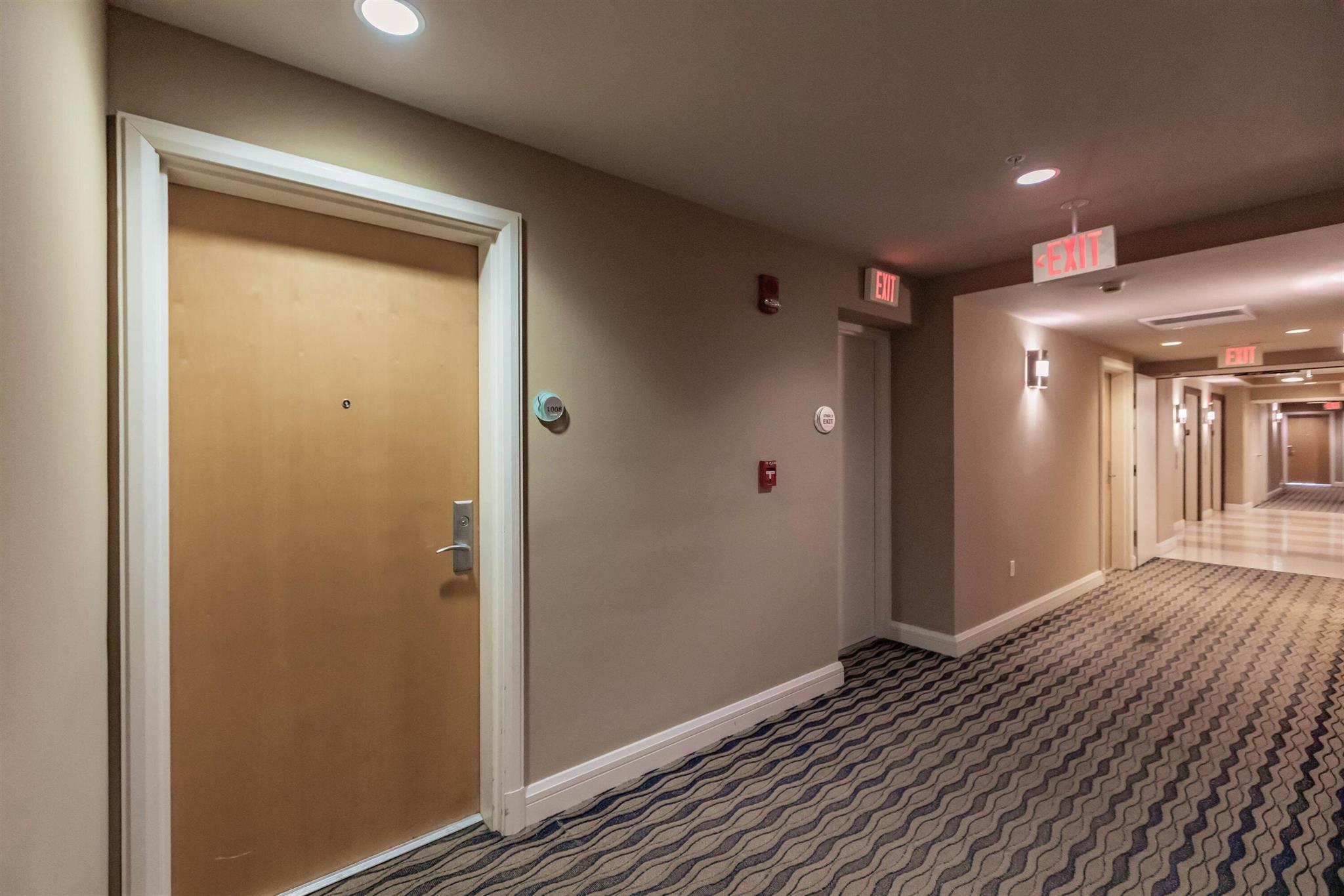 VIZCAYNE NORTH CONDO - Residential Lease