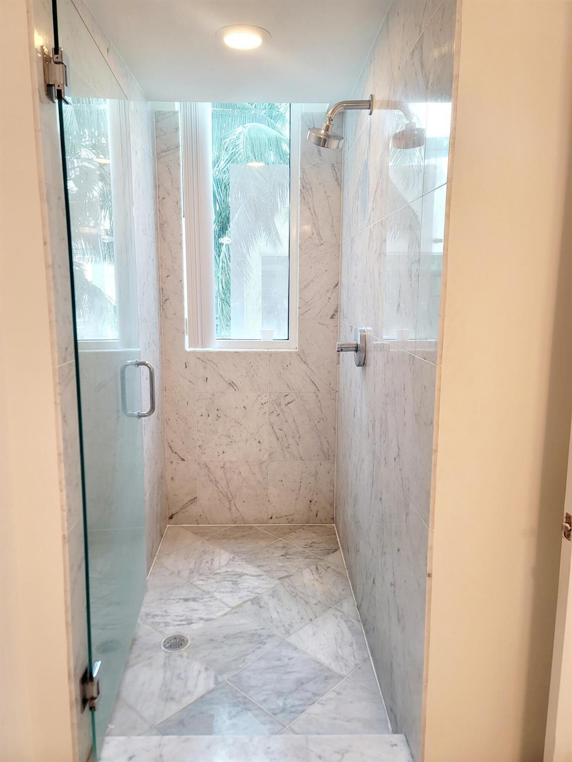 VIZCAYNE NORTH CONDO - Residential Lease
