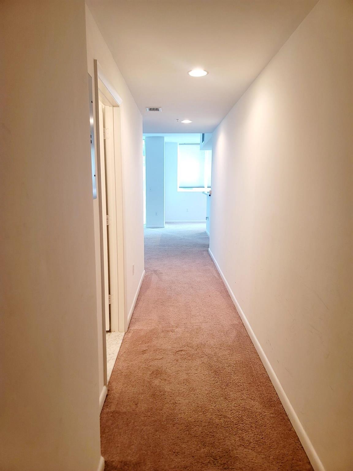 VIZCAYNE NORTH CONDO - Residential Lease