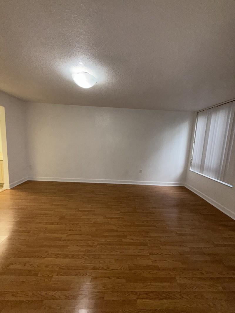 Fairway Lake 110-22 B - Residential Lease