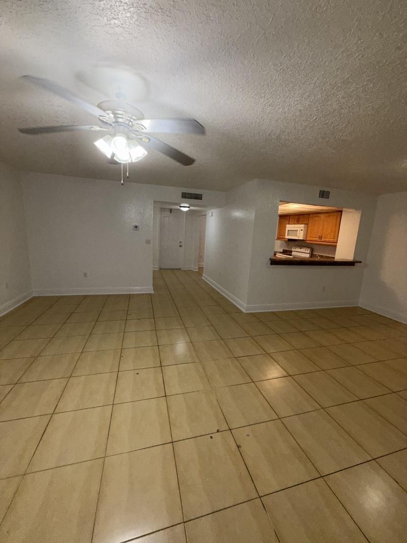 Fairway Lake 110-22 B - Residential Lease