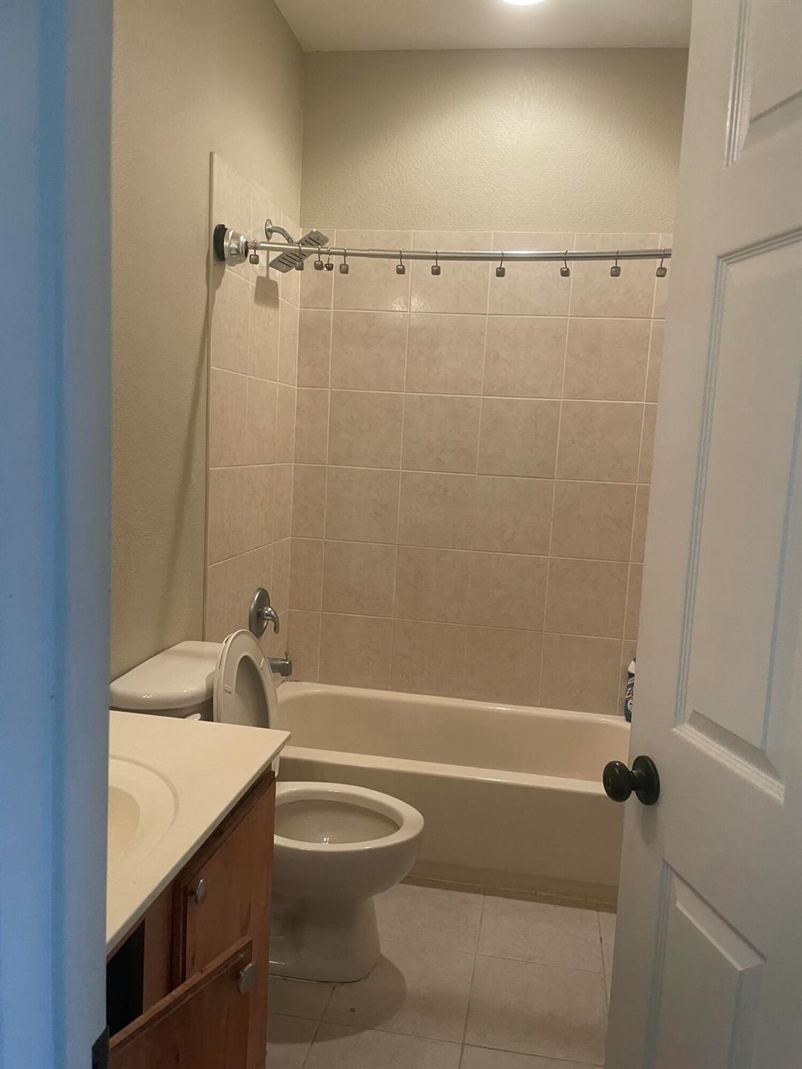 VIZCAYA FALLS PLAT 3 - Residential