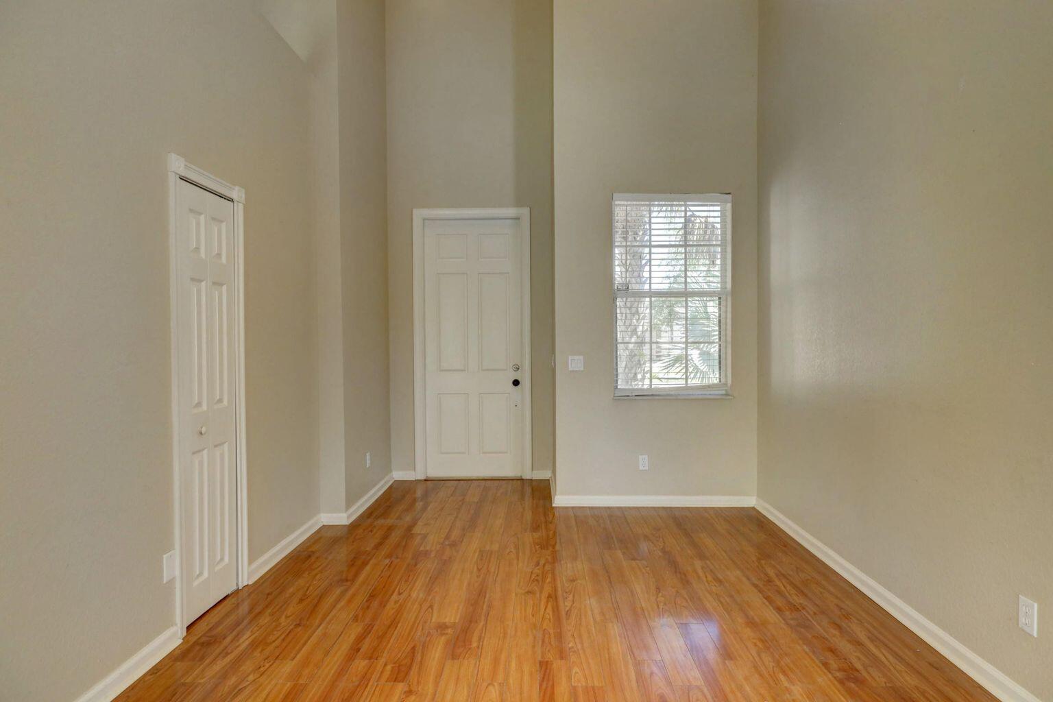 VIZCAYA FALLS PLAT 3 - Residential