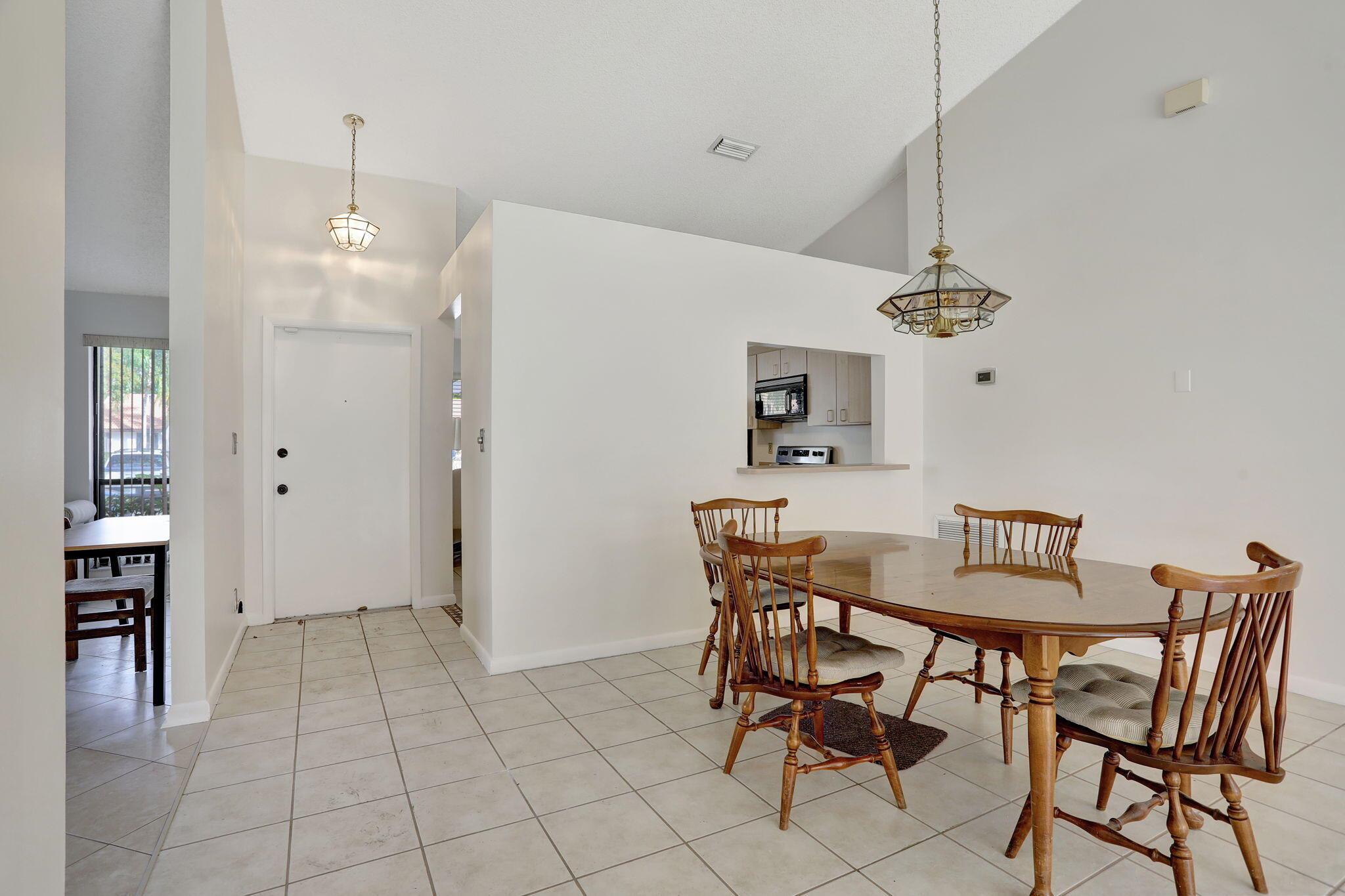 7245 Solandra Lane