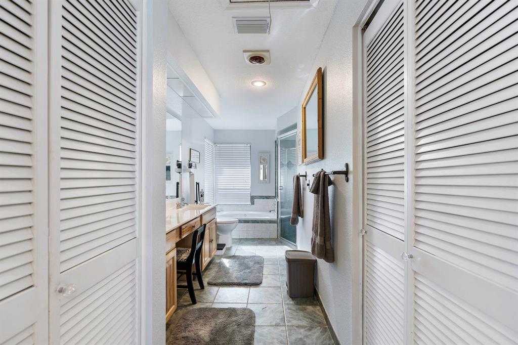 GREENVIEW SHORES 2 OF WELLINGTON - Residential