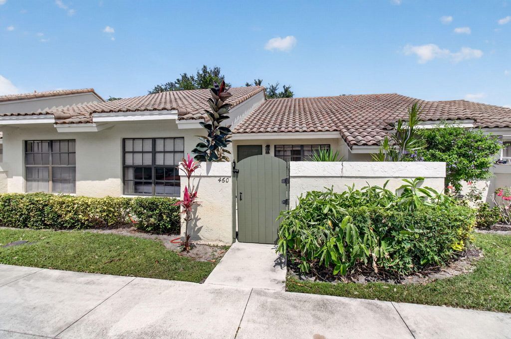Photo of 460 Hardwood Place, Boca Raton, FL 33431 (MLS # B26022086)