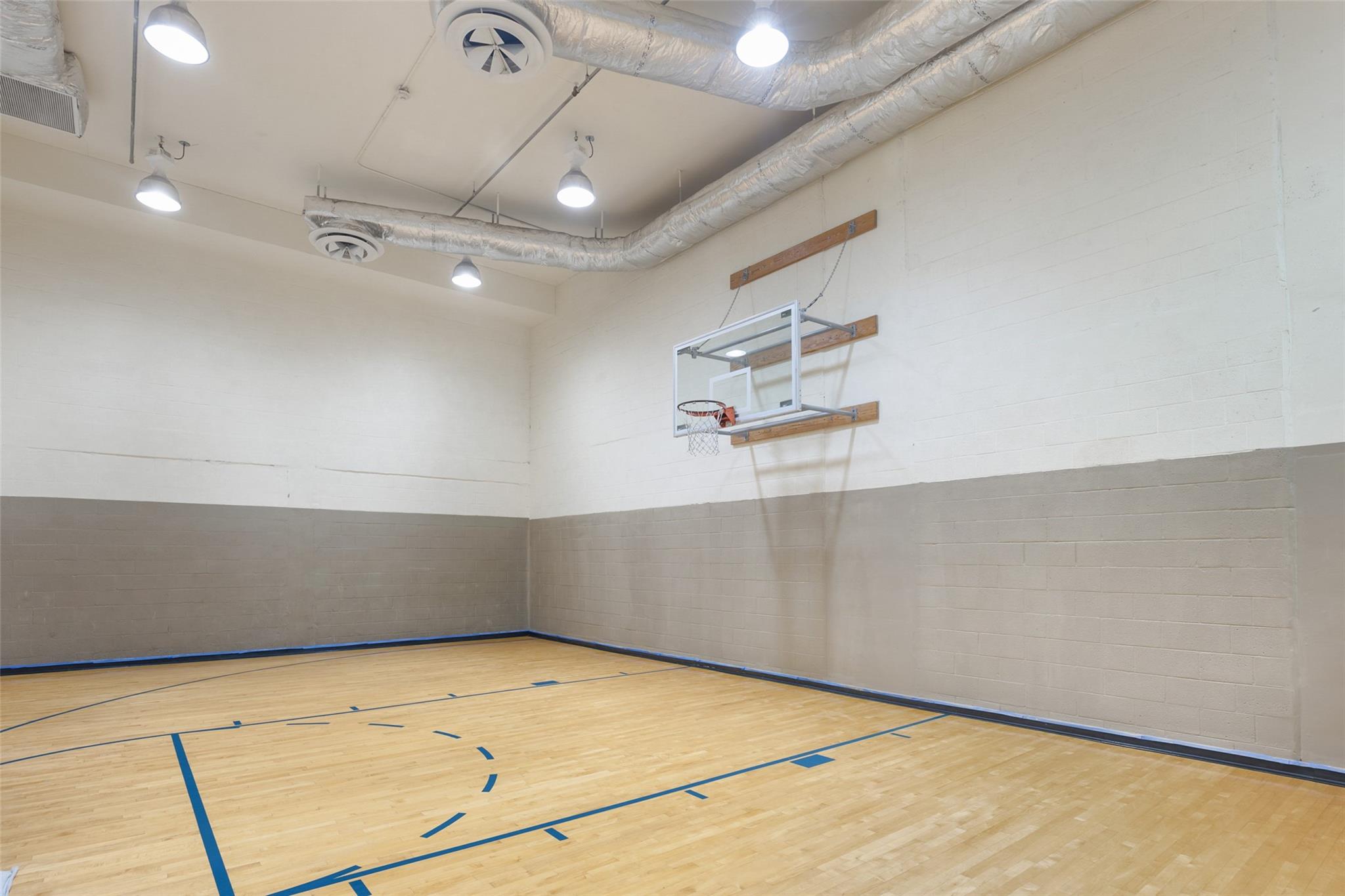 NURIVER LANDING CONDO - Residential Lease