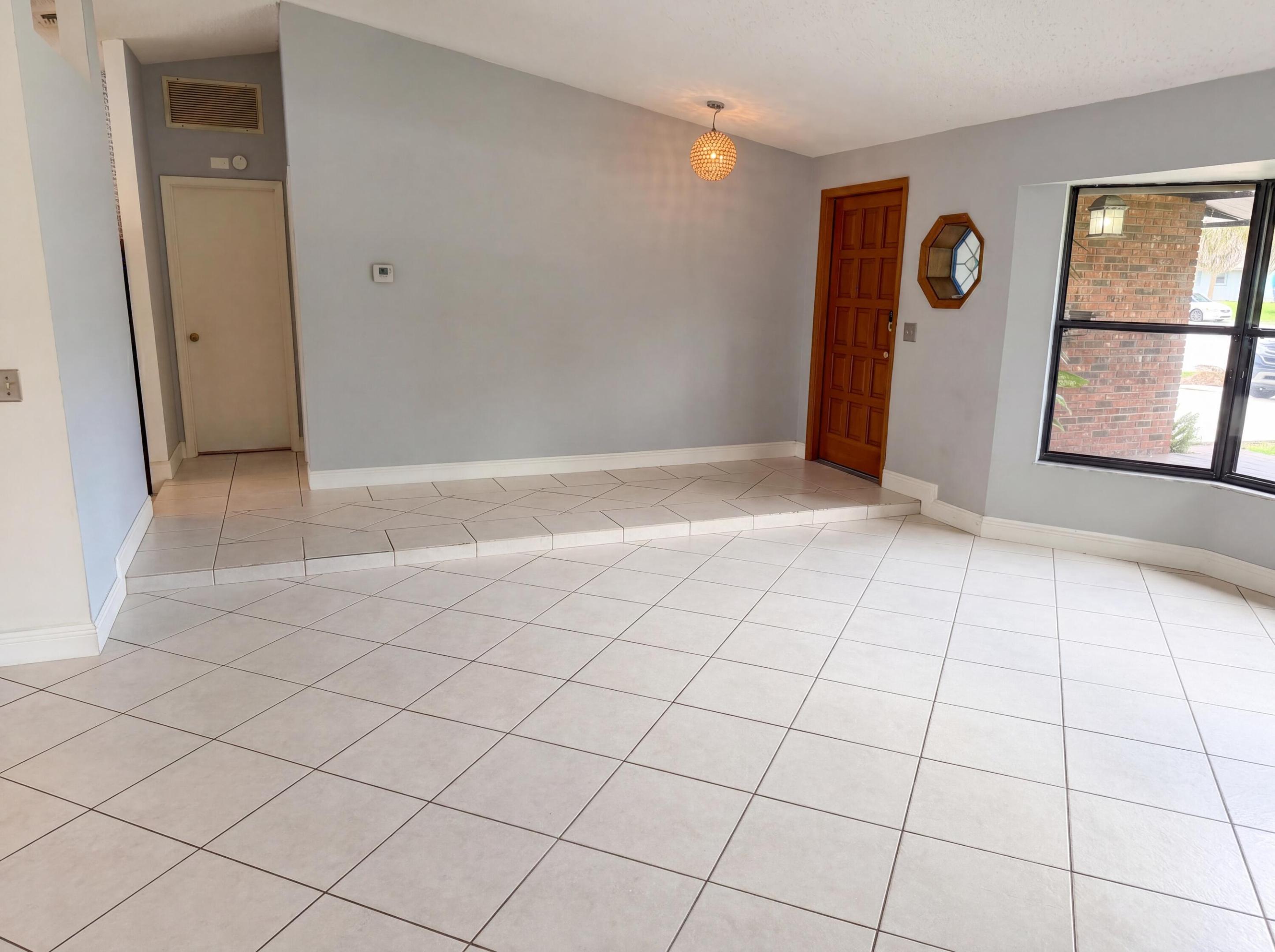 PORT ST LUCIE SECTION 18 - Residential