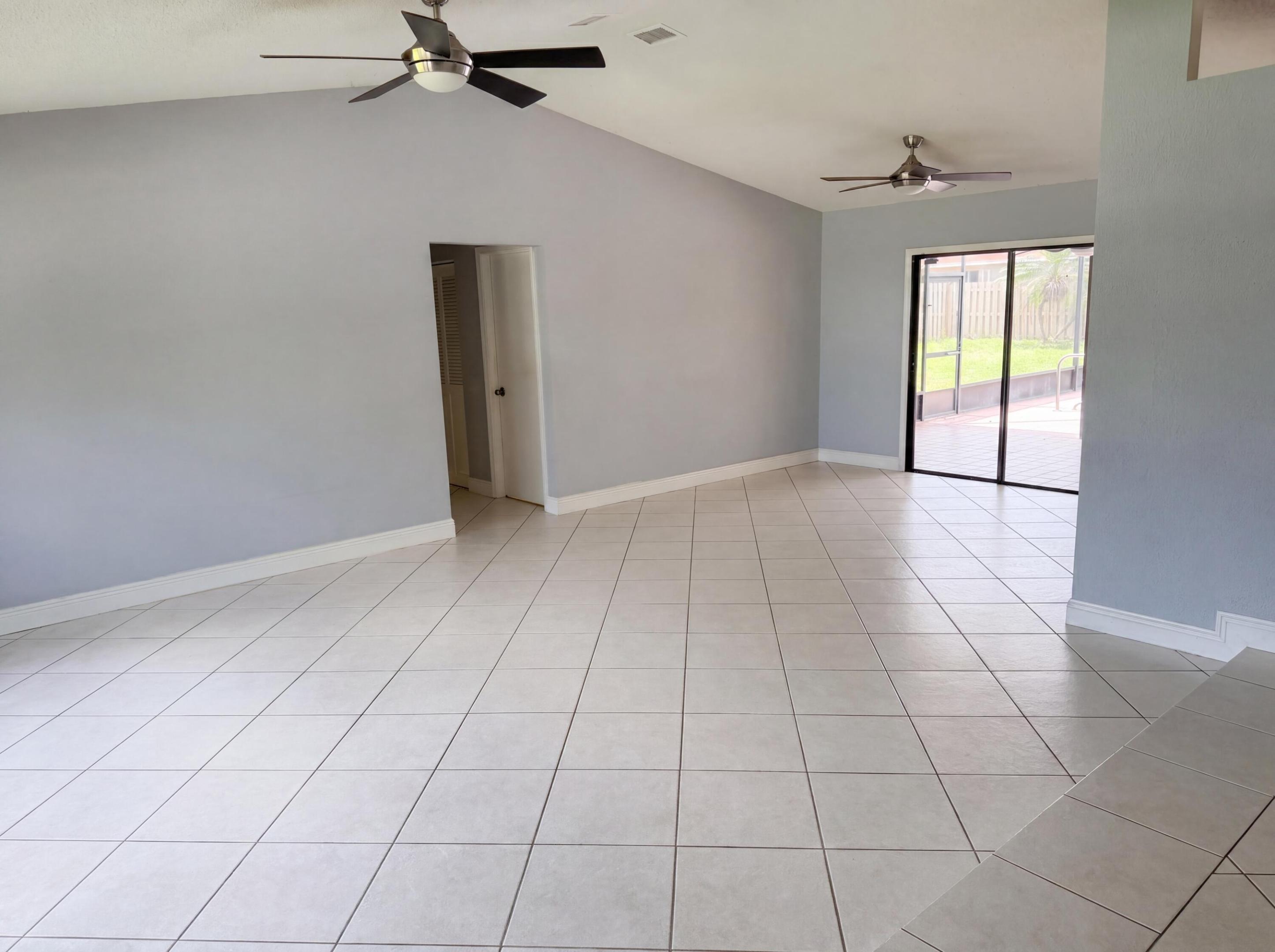 PORT ST LUCIE SECTION 18 - Residential