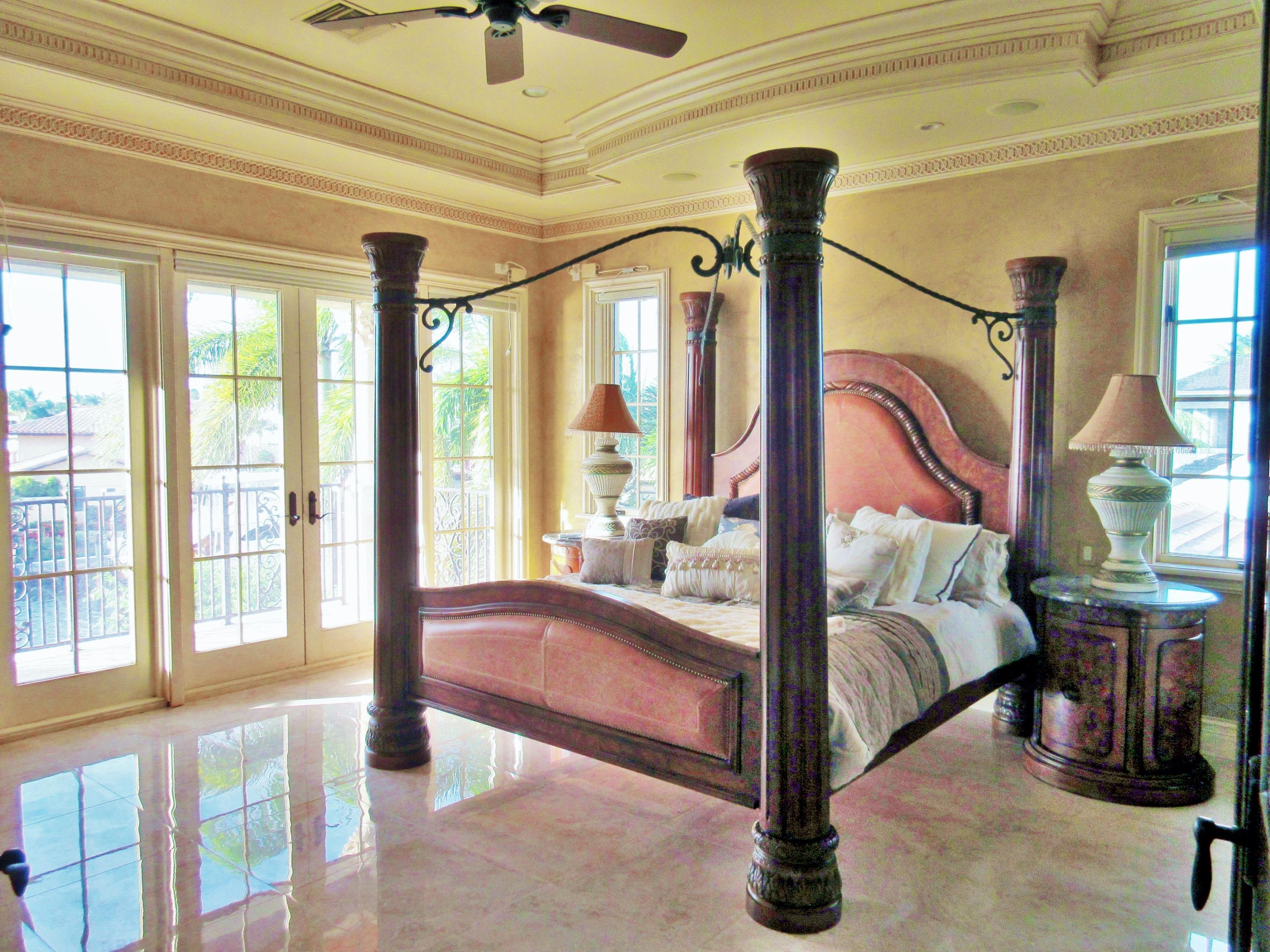 LIGHTHOUSE POINT 3RD SEC - Residential