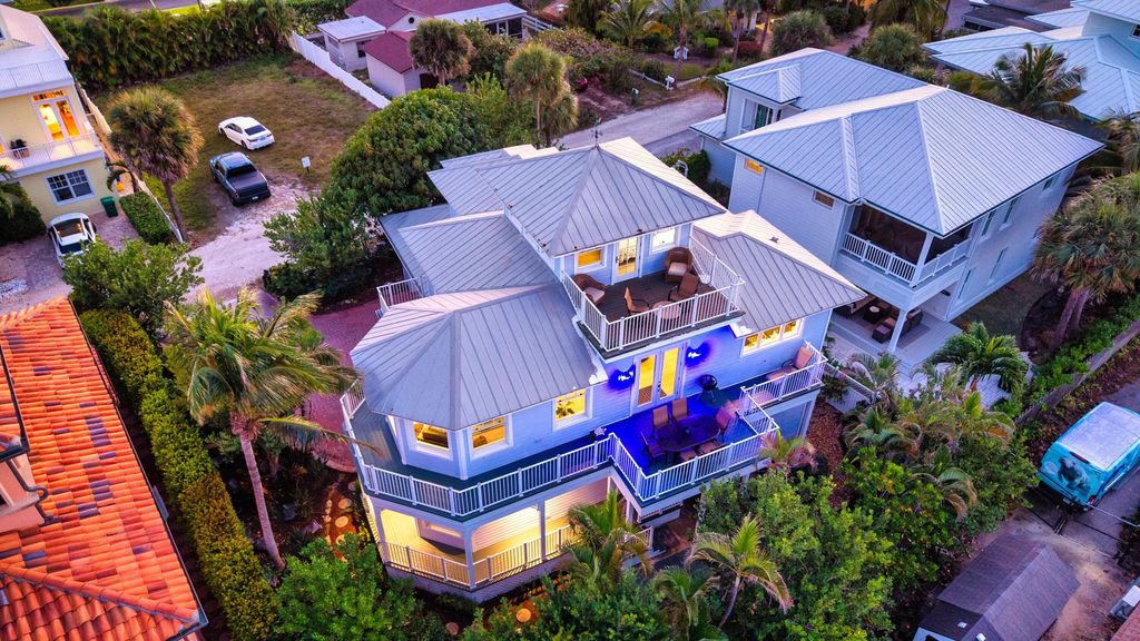 Photo of 511 Saturn Lane, Juno Beach, FL 33408 (MLS # R11146401)