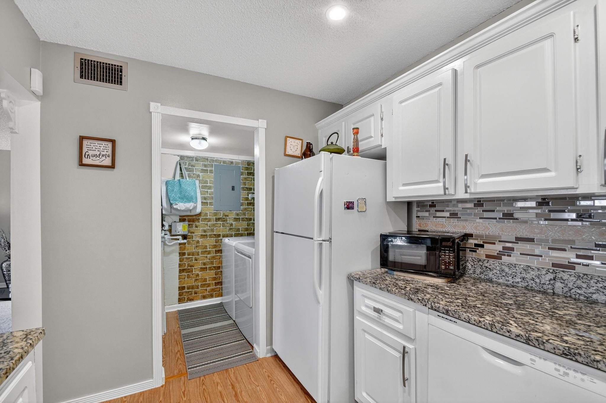 PINE RIDGE SOUTH - Residential