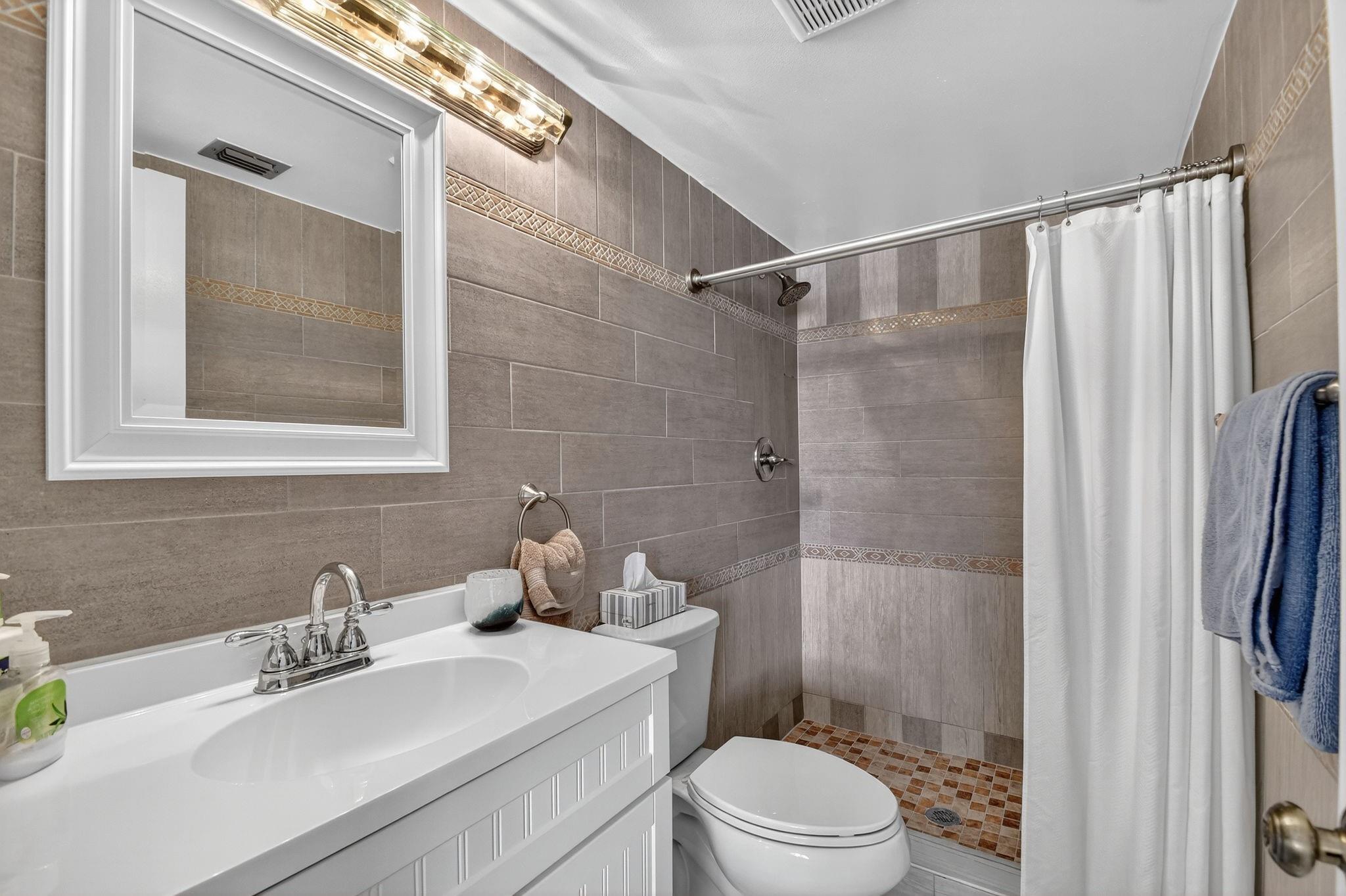PINE RIDGE SOUTH - Residential