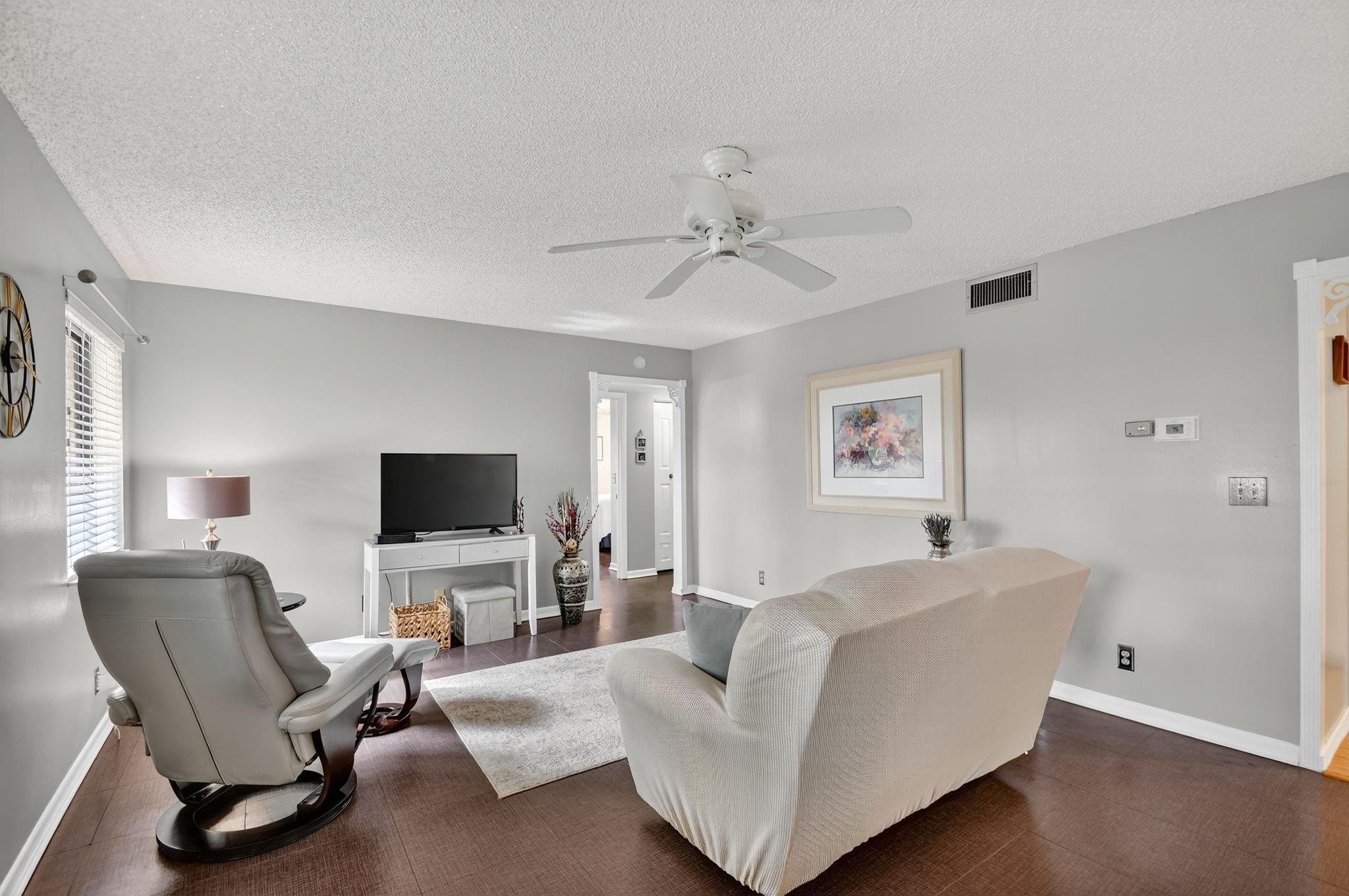 PINE RIDGE SOUTH - Residential