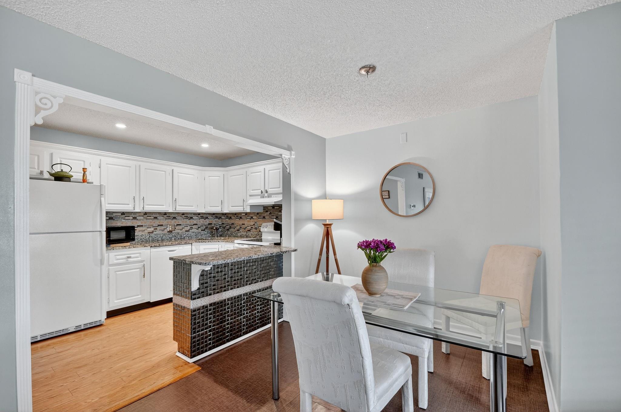 PINE RIDGE SOUTH - Residential