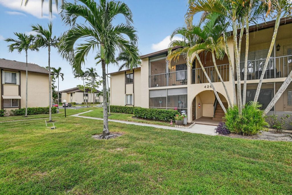 Photo of 426 Pine Glen Lane #c2, Greenacres, FL 33463 (MLS # F10532756)