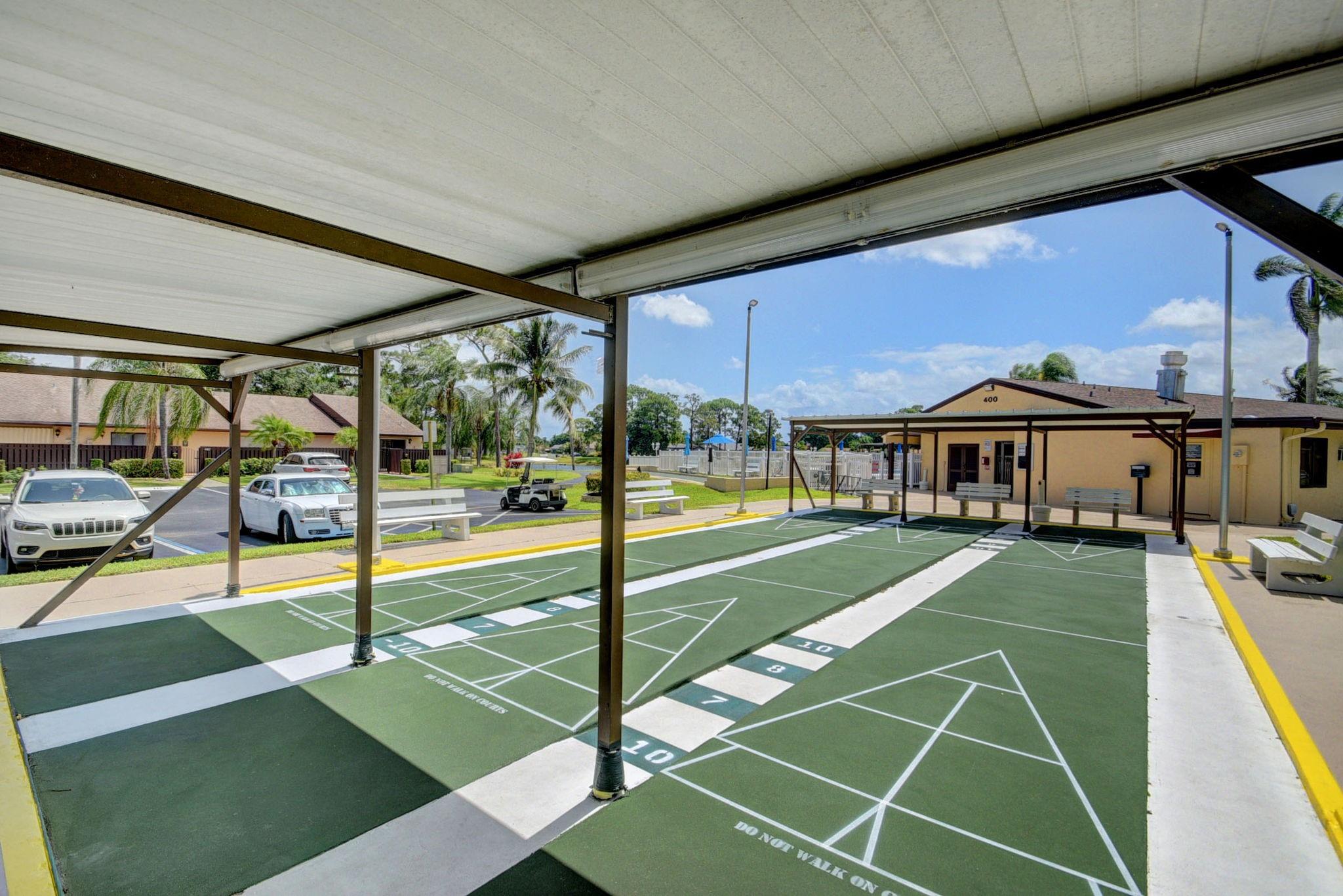 PINE RIDGE SOUTH - Residential