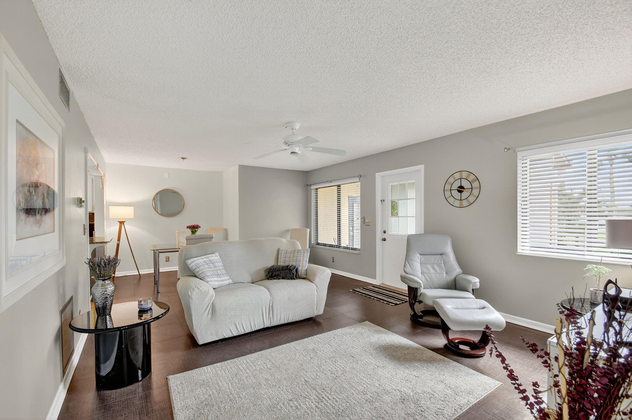 PINE RIDGE SOUTH - Residential