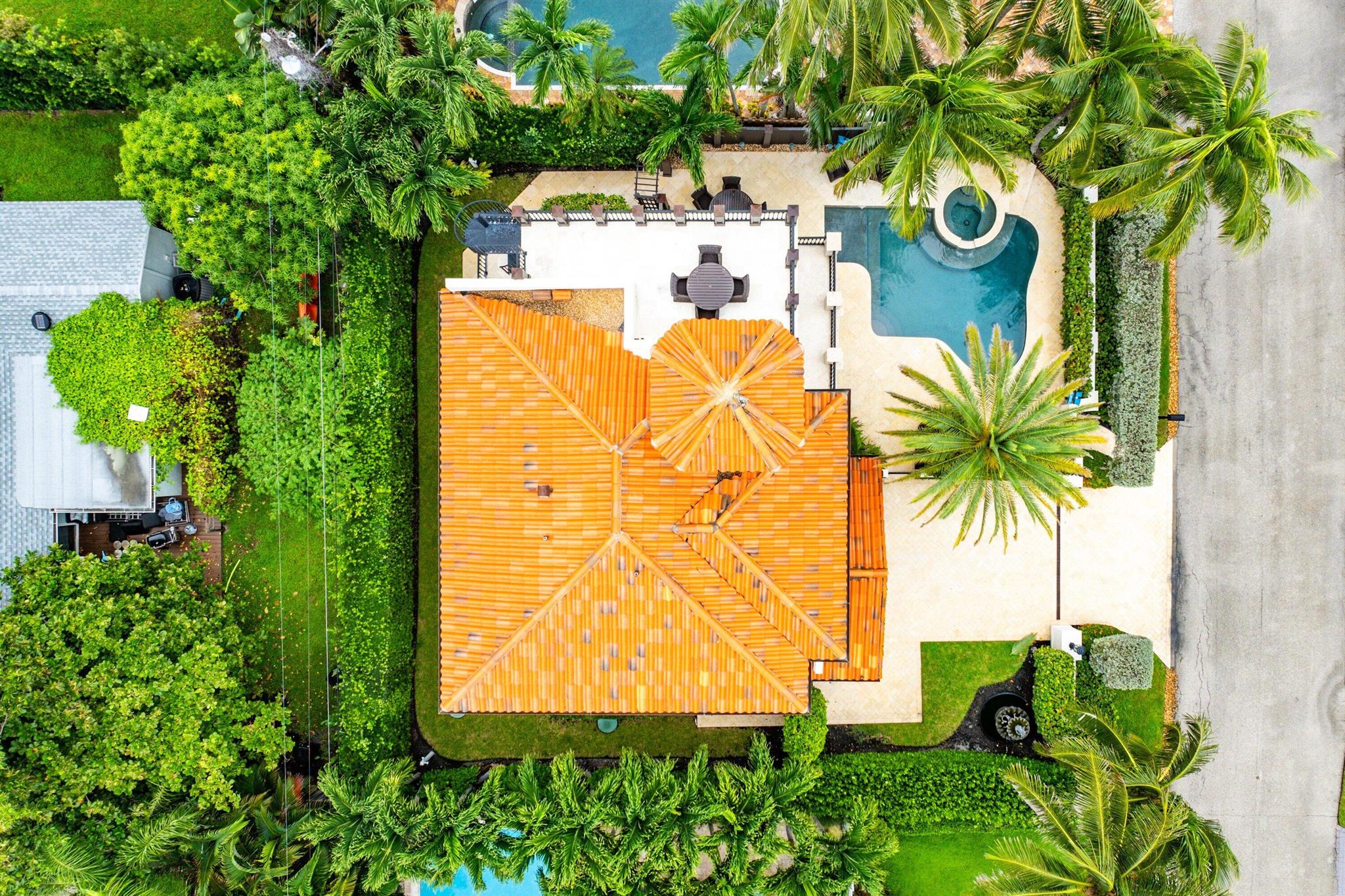 SHORE VIEW - Residential