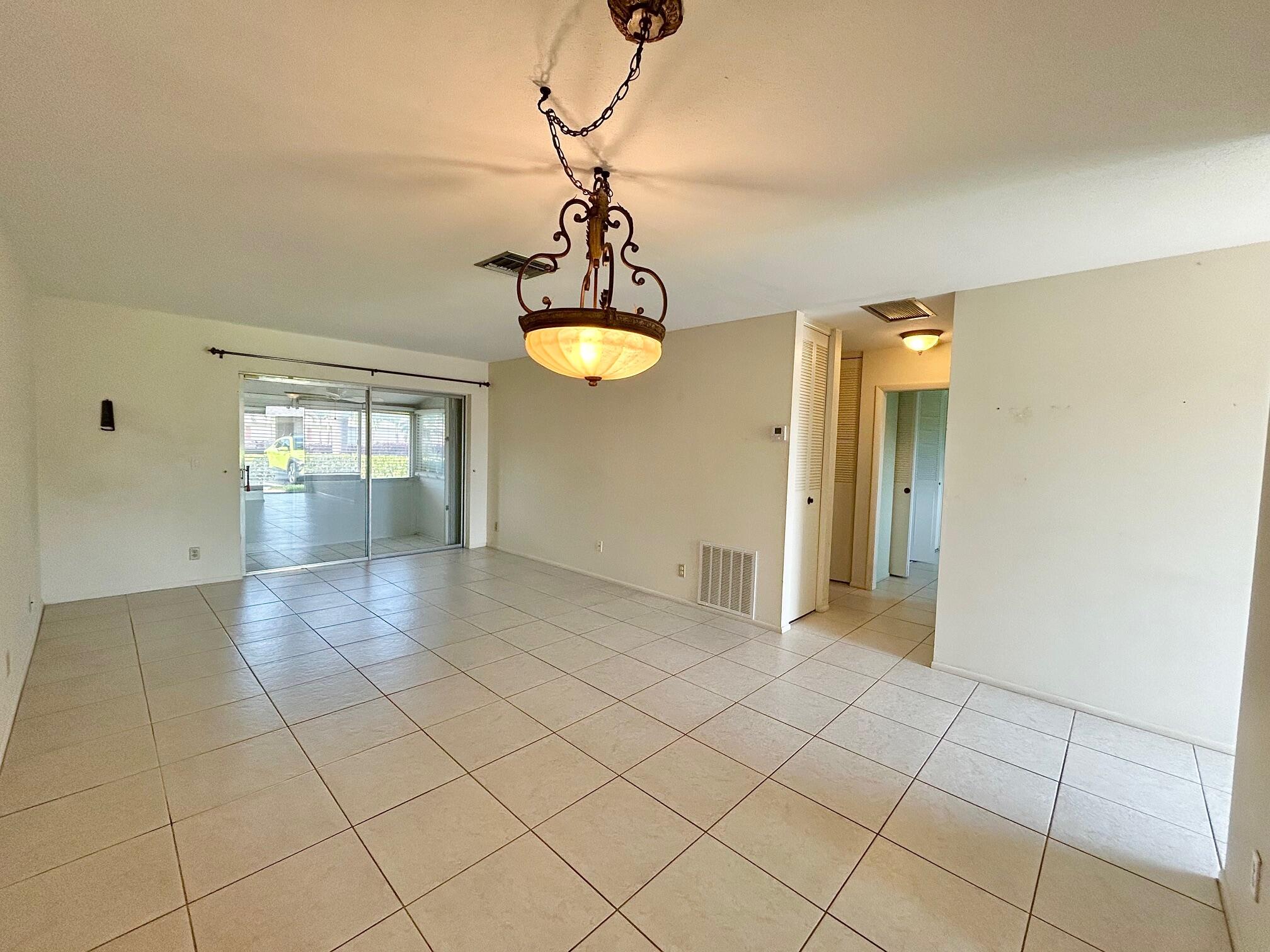 2802 Crosley Drive W D