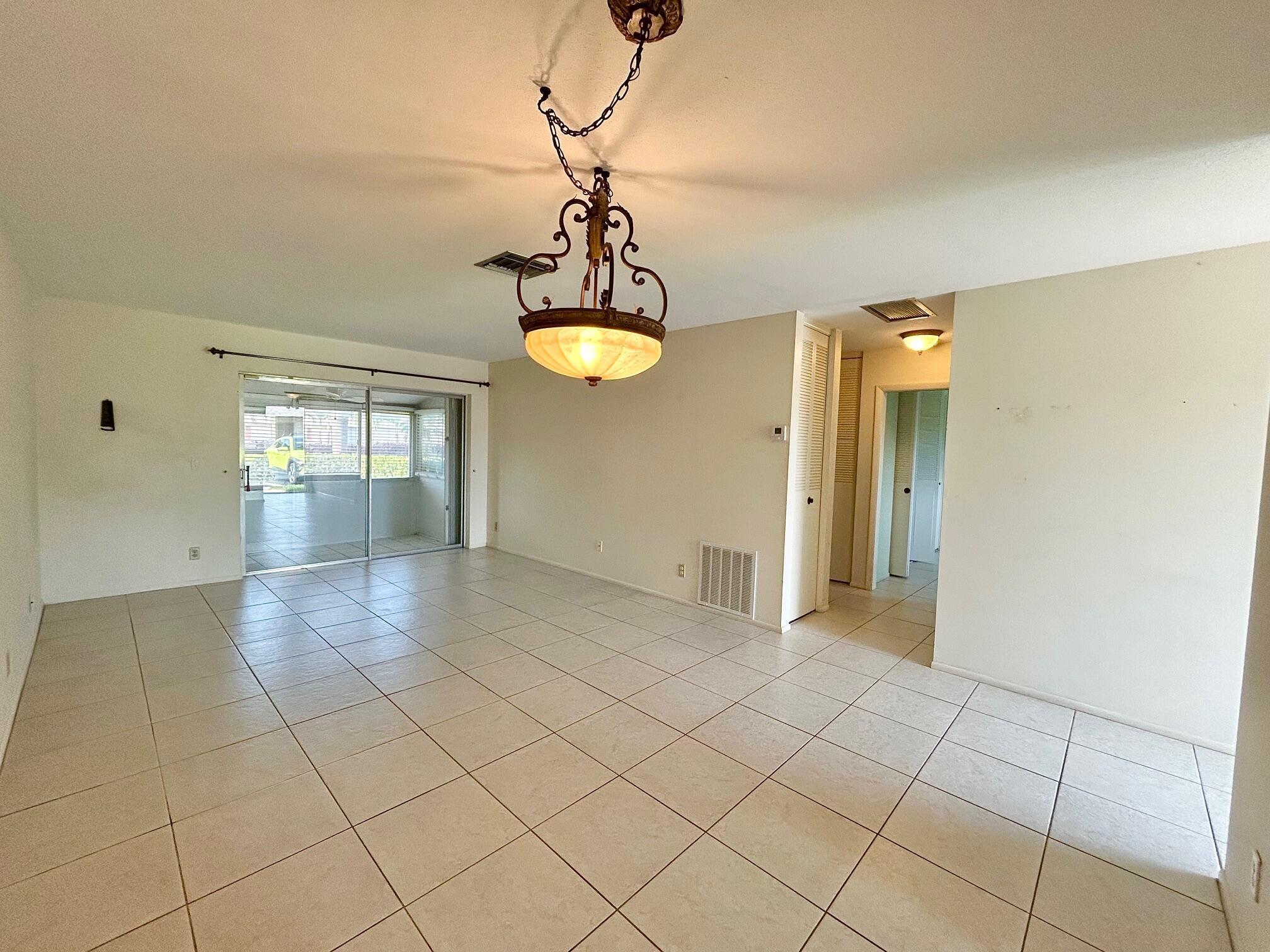 2802 Crosley Drive W D