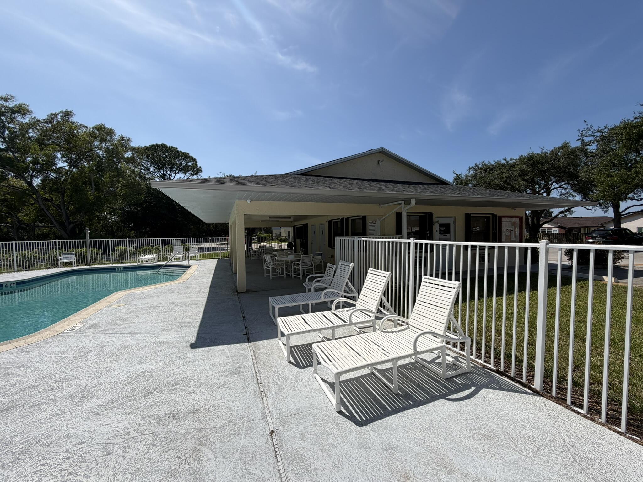 FAIRWAY PALMS CONDO - Residential Lease