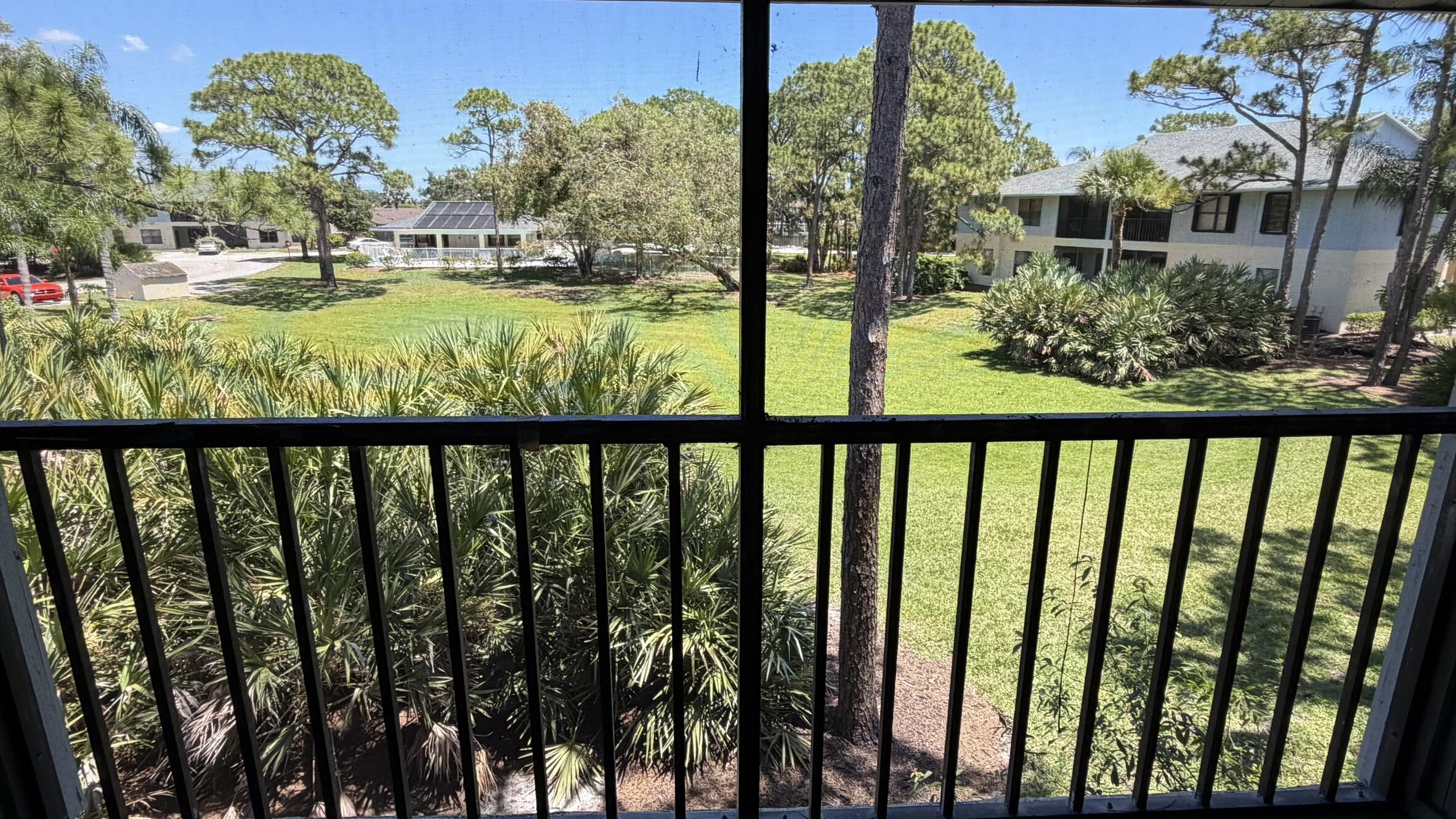 FAIRWAY PALMS CONDO - Residential Lease