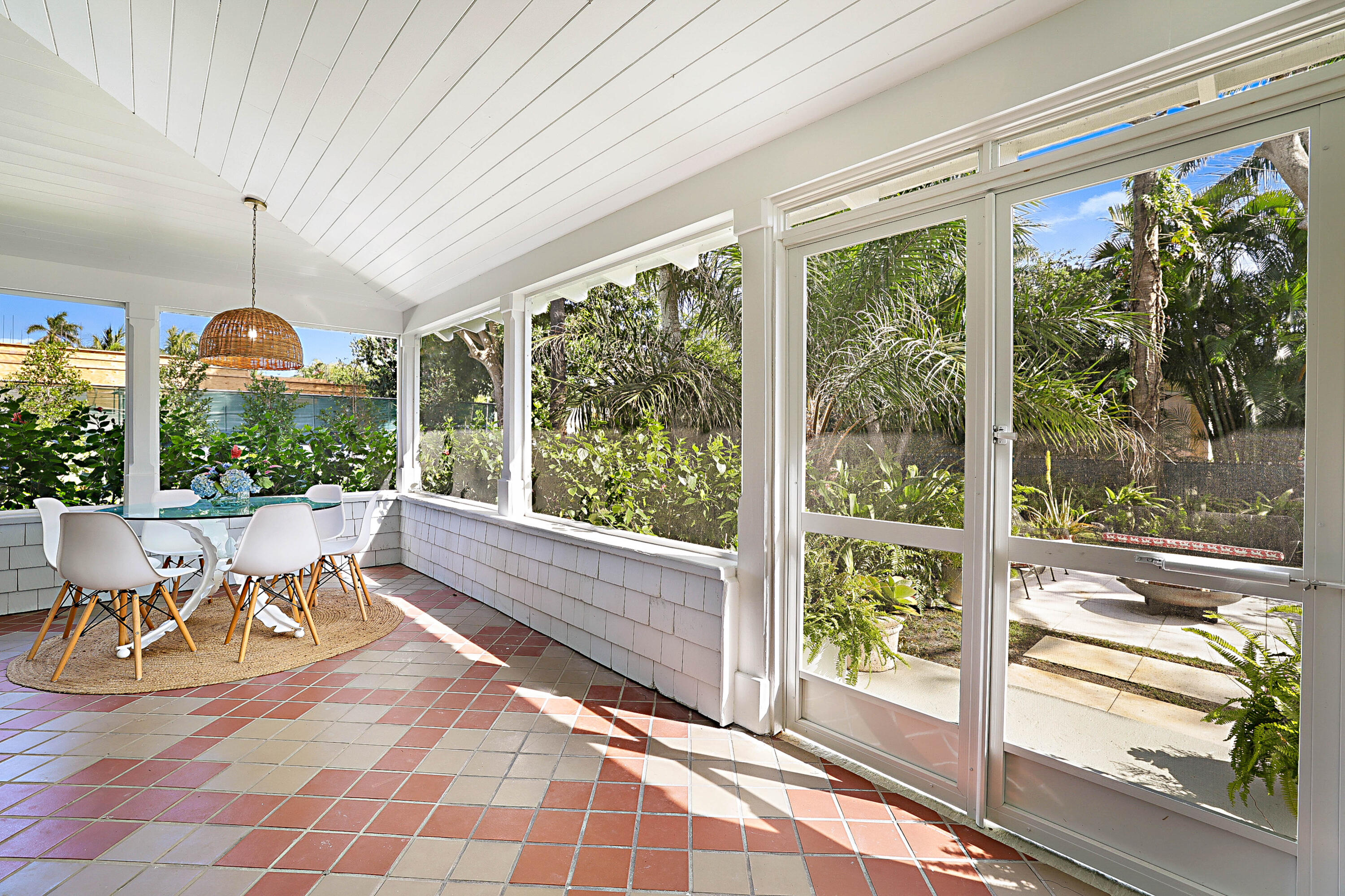 NORTH SHORE TERRACE 2 - Residential