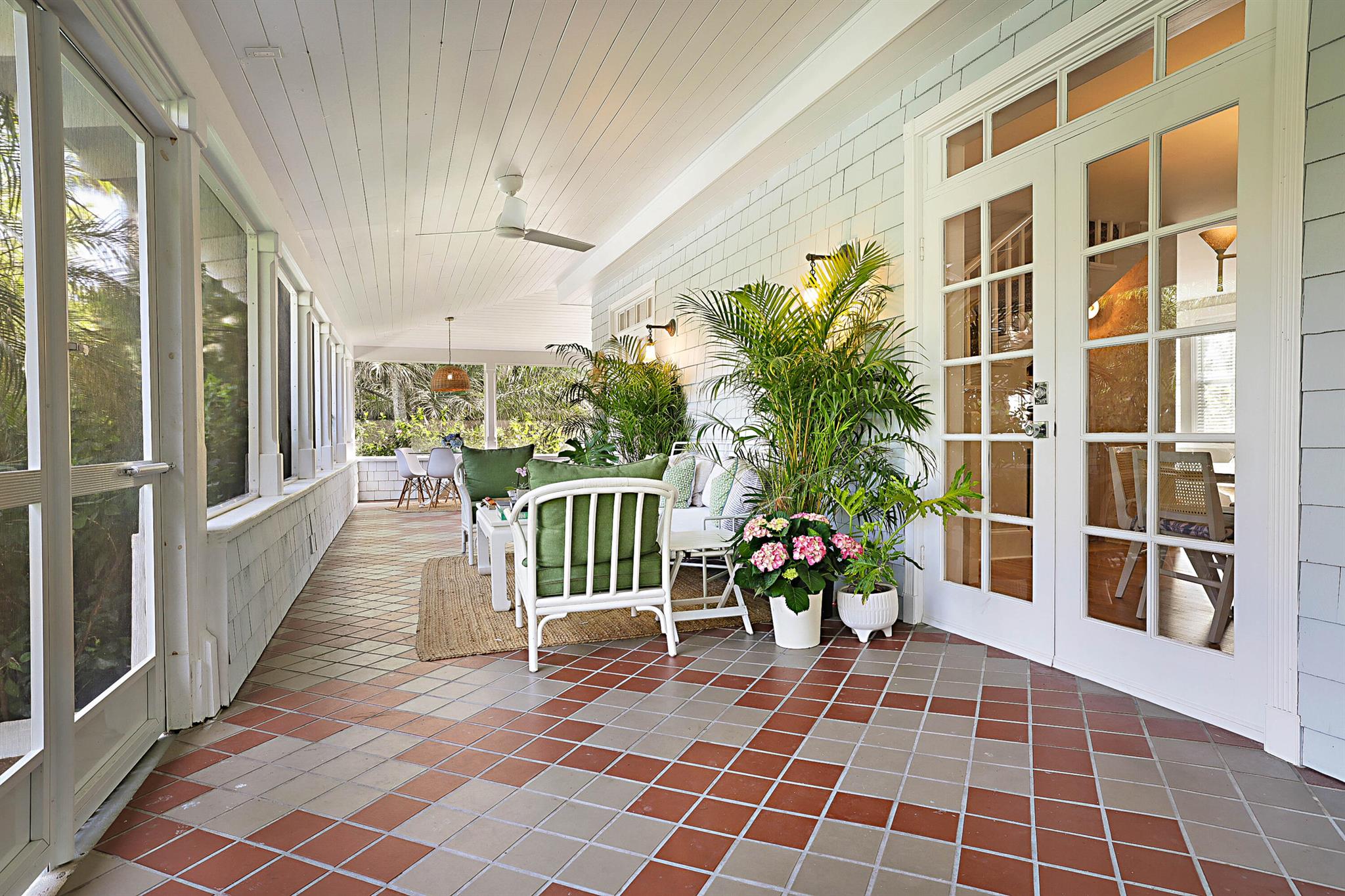 NORTH SHORE TERRACE 2 - Residential