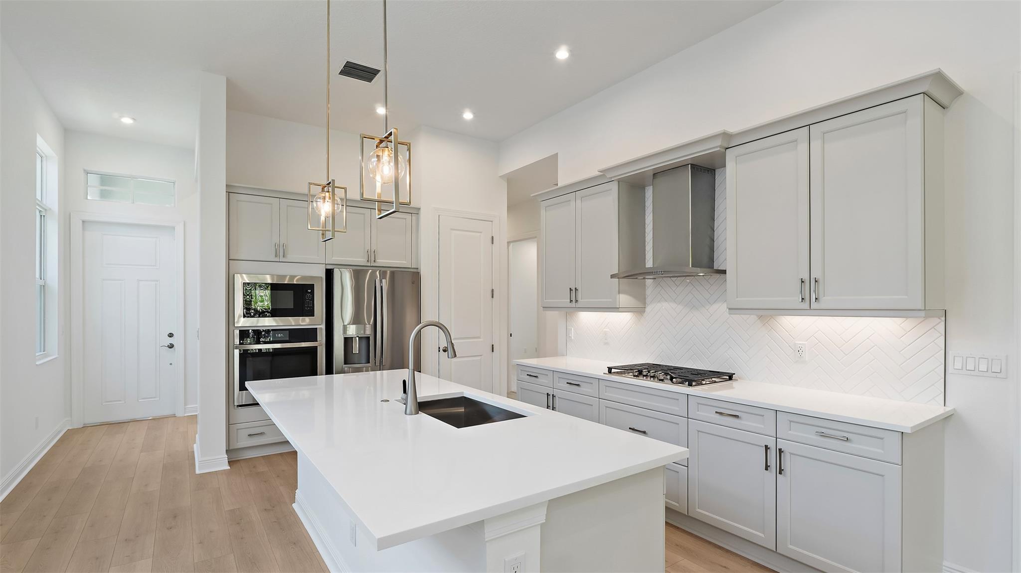 KH RIVELLA LLC - Residential