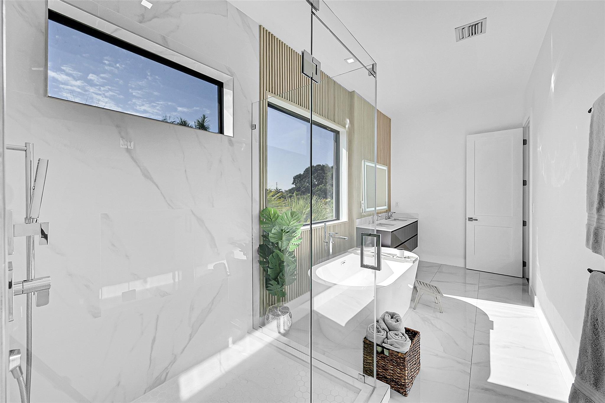 Farida 176-152 B - Residential