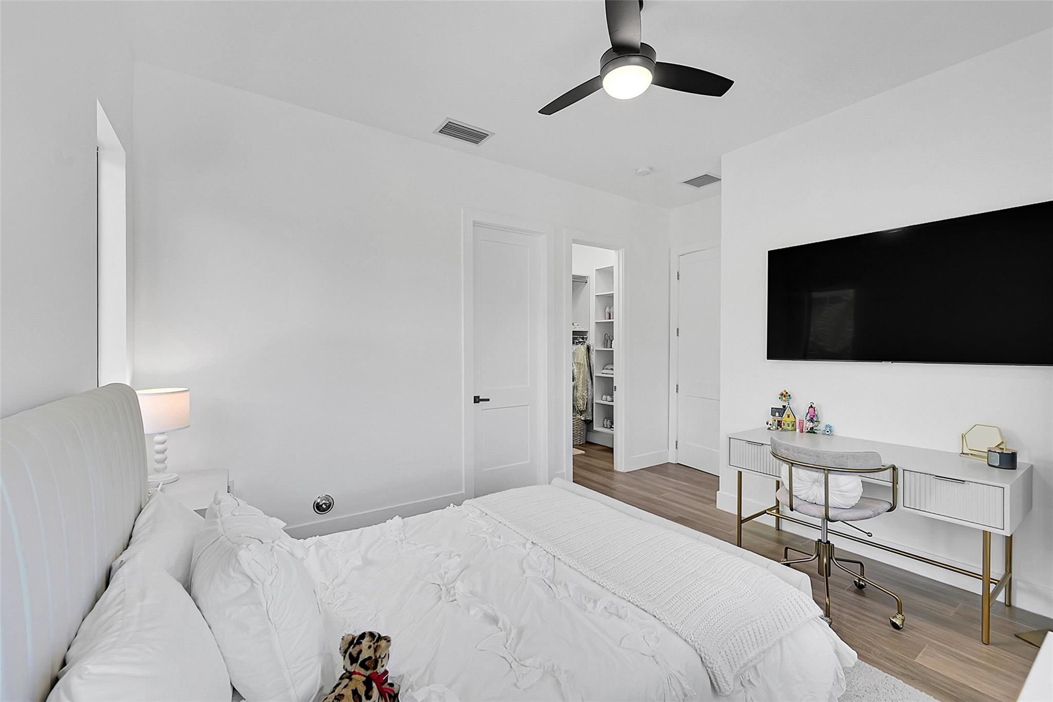 Farida 176-152 B - Residential